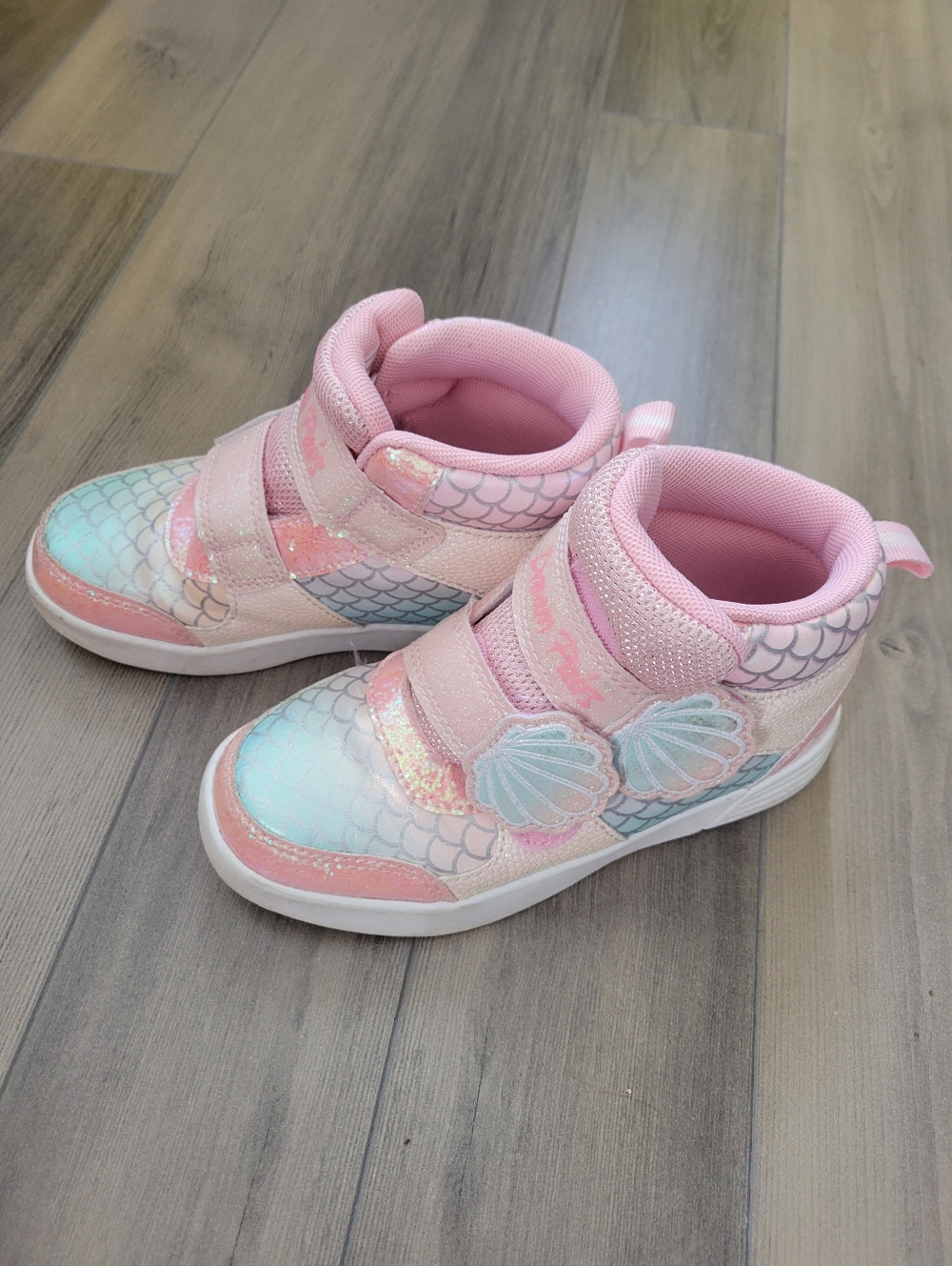 Girl 11 US Mermaid Sneakers Like New